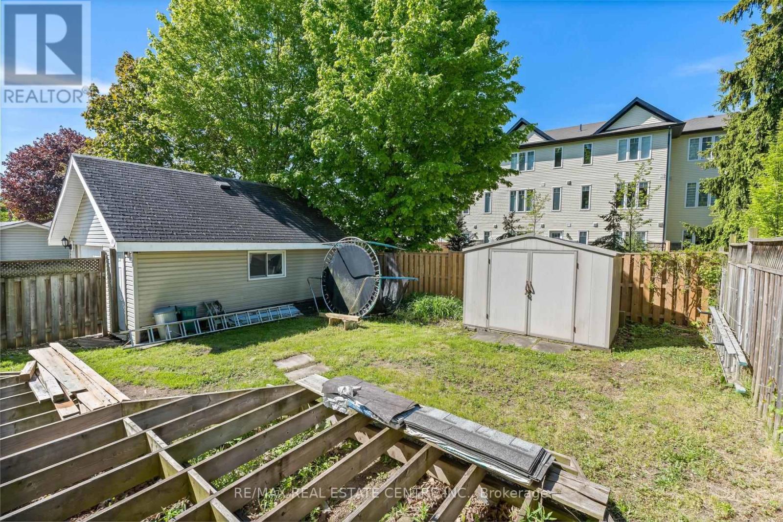 44 Willow Street S, Halton Hills (Ac Acton), Ontario  L7J 2A2 - Photo 30 - W13192780