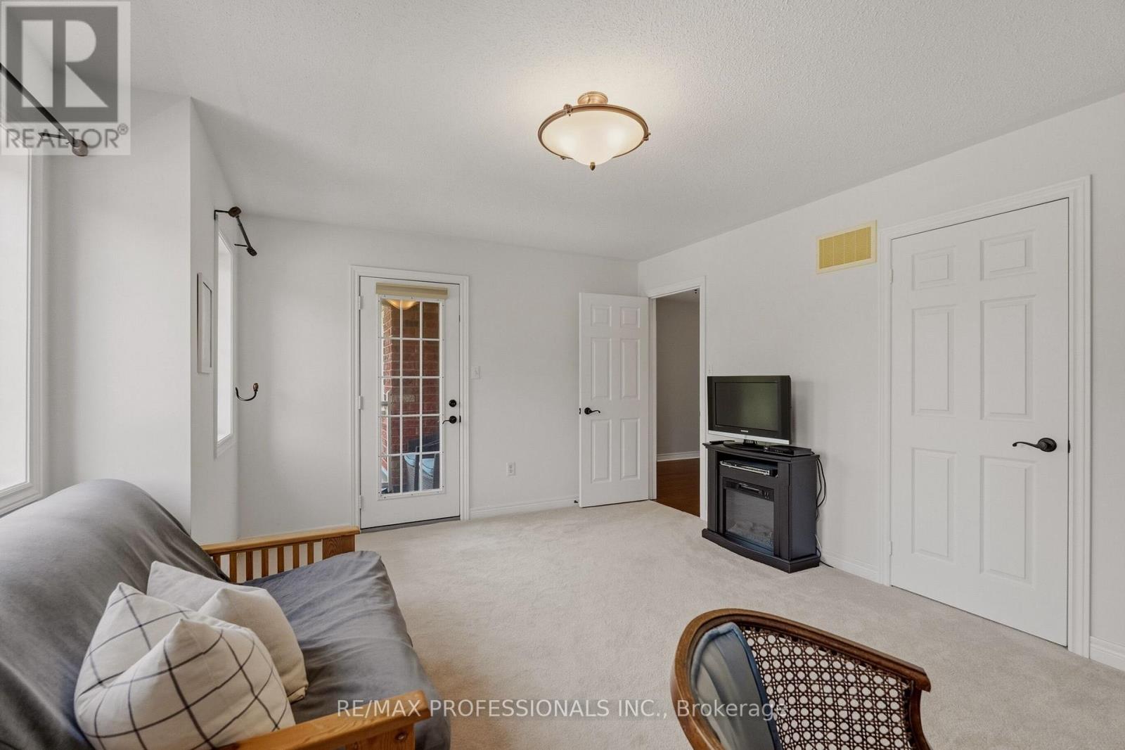 73 North Ridge Crescent, Halton Hills (Georgetown), Ontario  L7G 6E6 - Photo 33 - W13206622