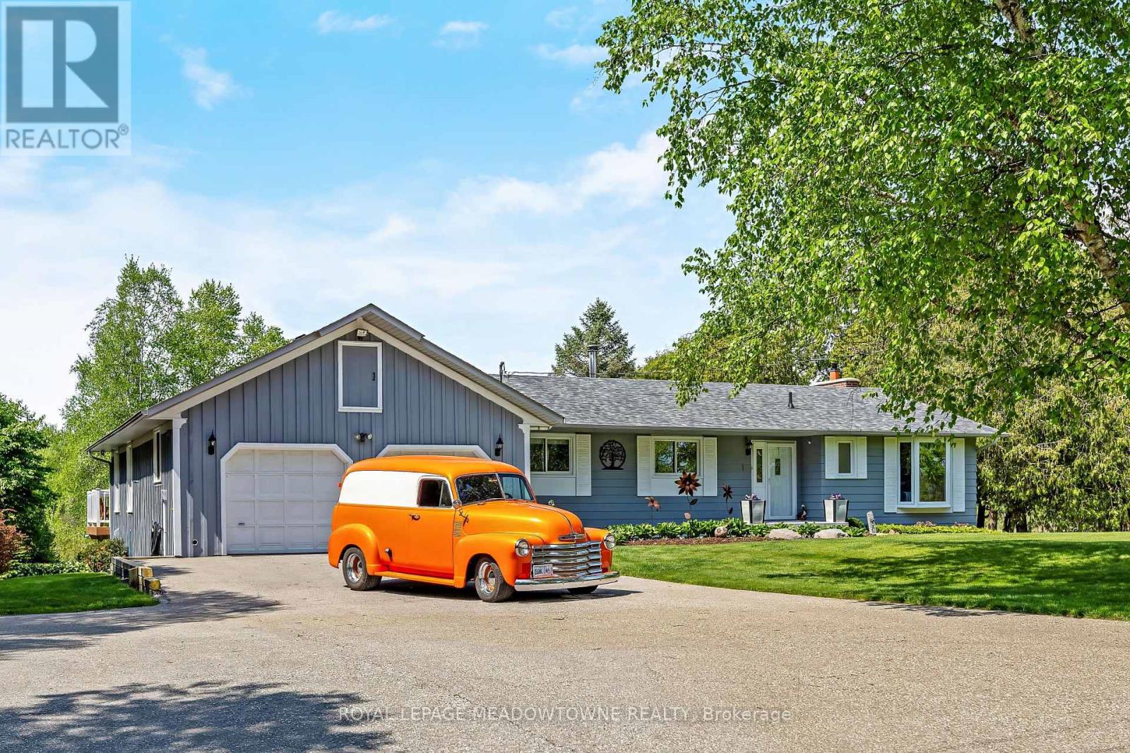11740 Dublin Line, Halton Hills (Es Rural Esquesing), Ontario  L7J 2M1 - Photo 1 - W13208484