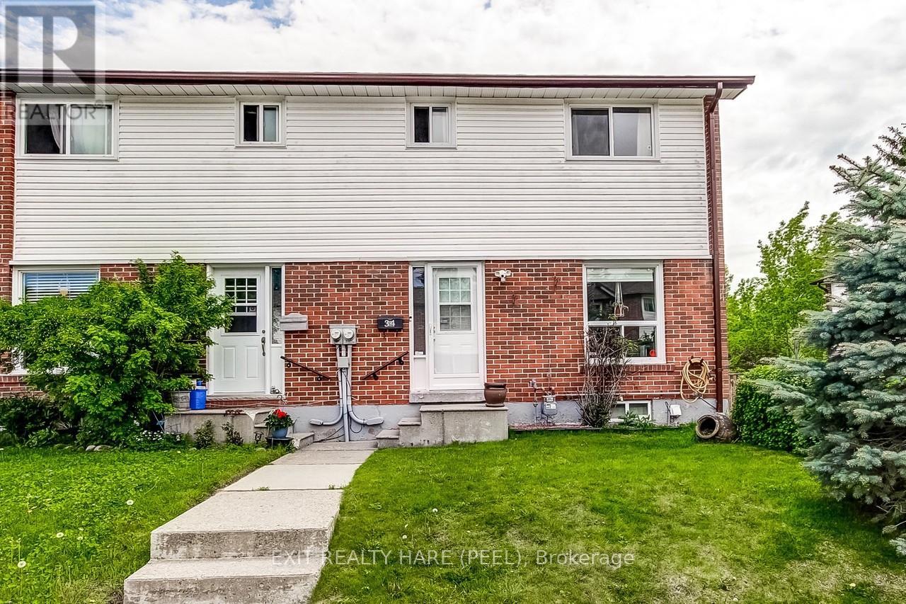 34 Kingham Road, Halton Hills (Ac Acton), Ontario  L7J 1S4 - Photo 1 - W13209010