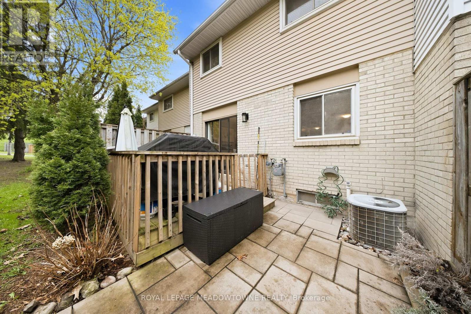 8 Lynden Circle, Halton Hills (Georgetown), Ontario  L7G 4Y8 - Photo 37 - W13209170