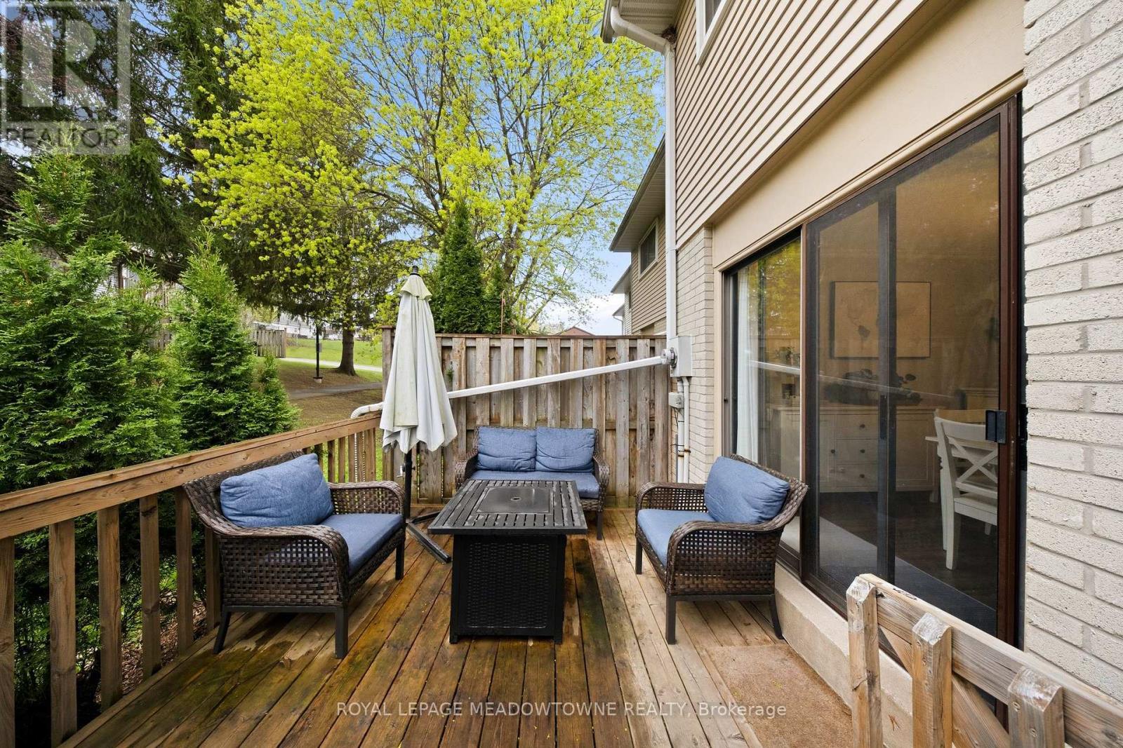 8 Lynden Circle, Halton Hills (Georgetown), Ontario  L7G 4Y8 - Photo 40 - W13209170