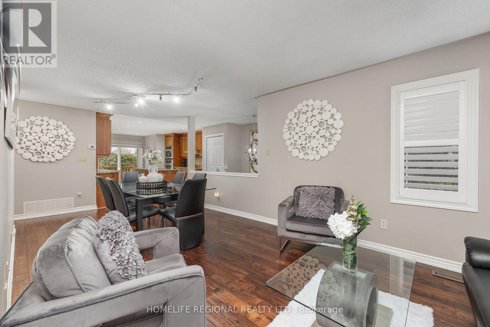 20 Ruddell Crescent, Halton Hills (Georgetown), Ontario  L7G 5N4 - Photo 5 - W13209752