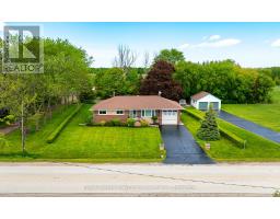 <div class="price">$999,900</div> 12851 9 Line, Halton Hills (Rural Halton Hills)<br><div style="margin-bottom:8px;"><small>Royal LePage Real Estate Associates</small></div><div class='bed_bath'>3 Bed | 1 Bath</div>