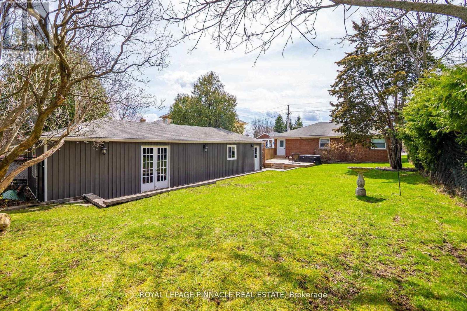 45 Main Street N, Milton (Campbellville), Ontario  L0P 1B0 - Photo 34 - W13211062