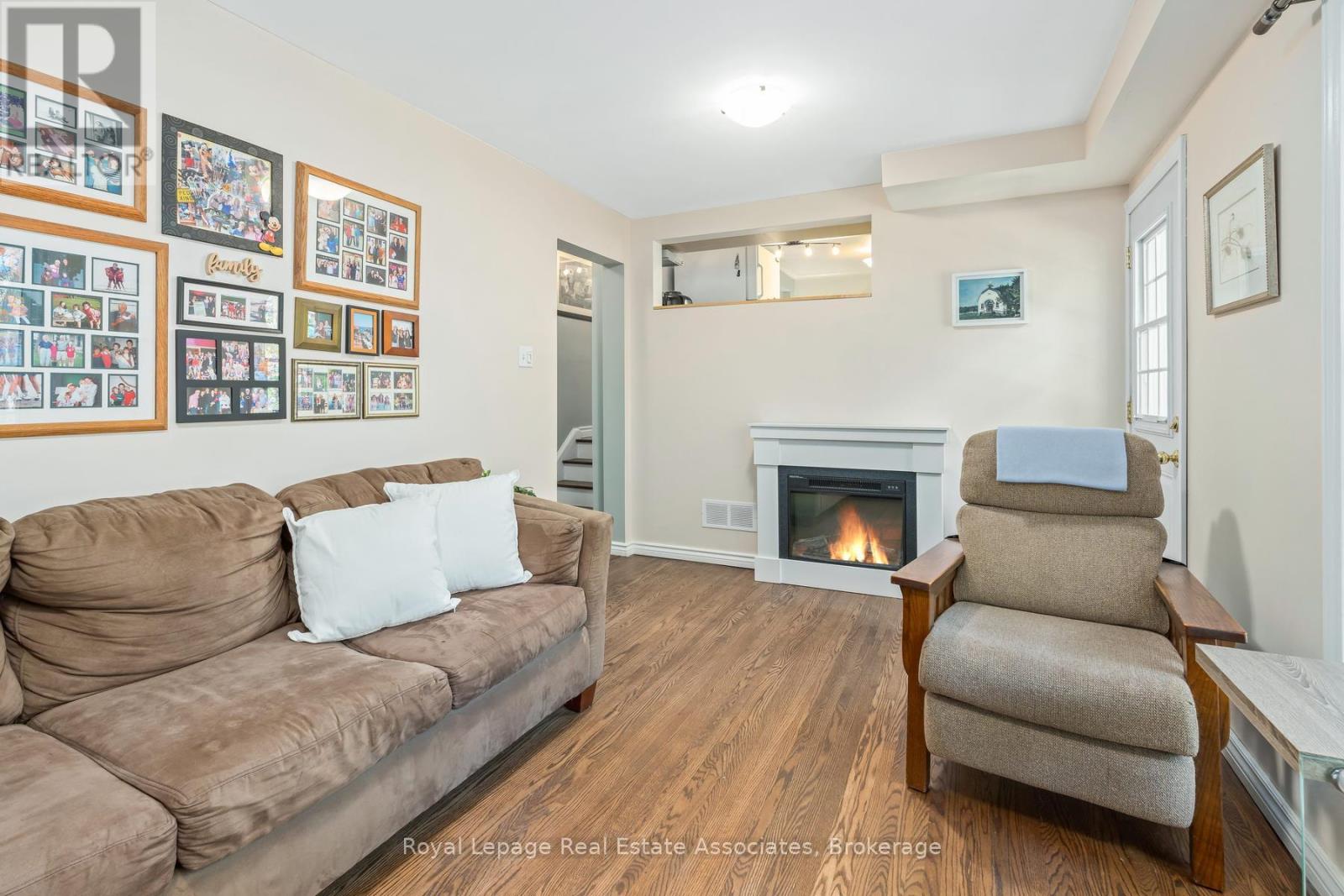 17 Metcalfe Court, Halton Hills (Georgetown), Ontario  L7G 4N7 - Photo 24 - W13212712