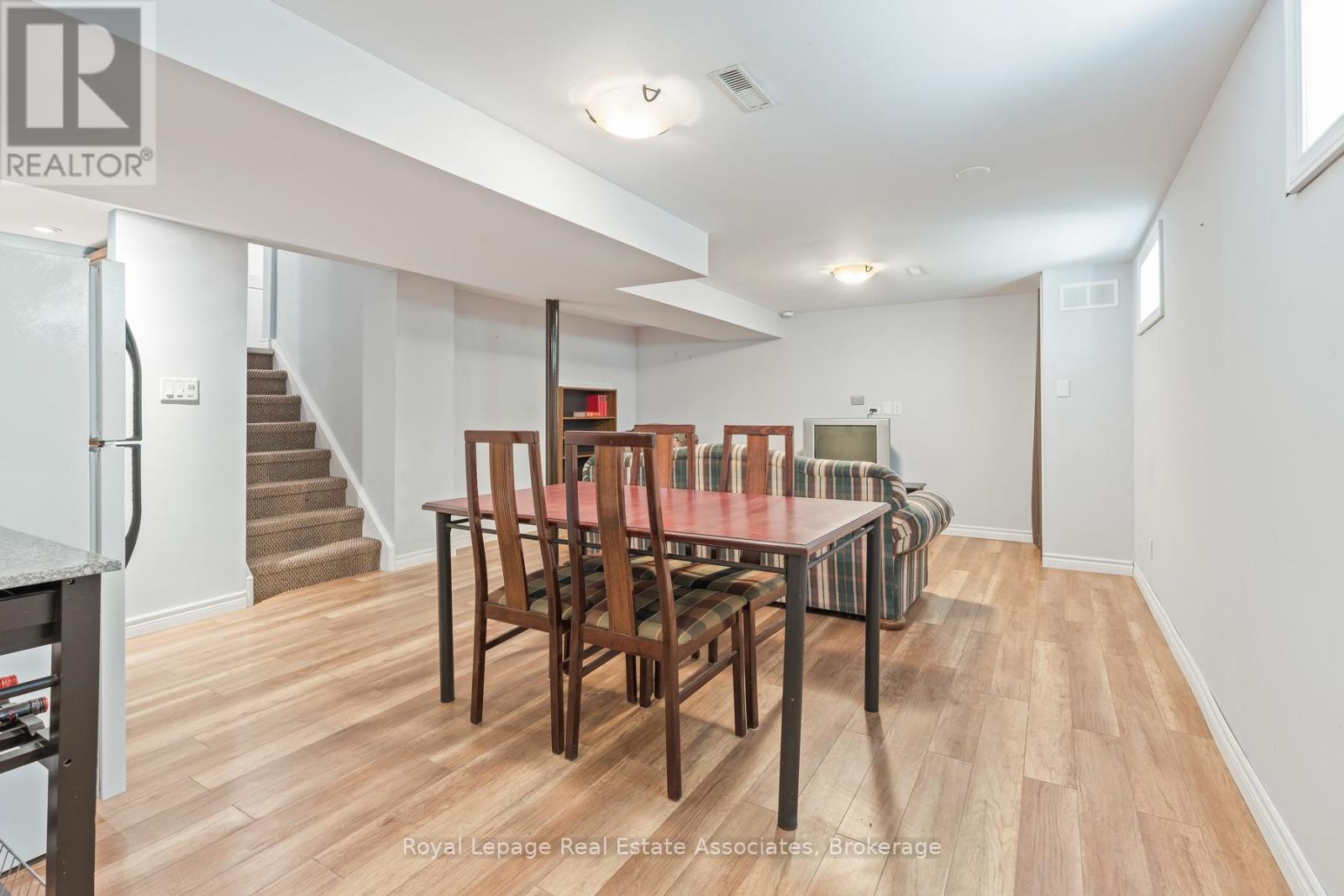 17 Metcalfe Court, Halton Hills (Georgetown), Ontario  L7G 4N7 - Photo 27 - W13212712
