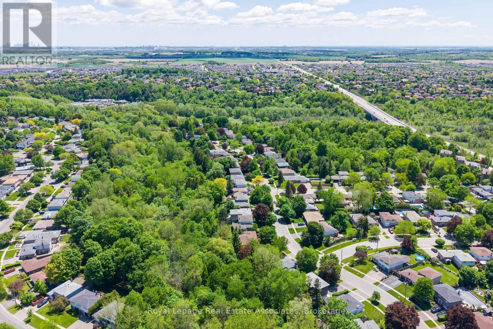 17 Metcalfe Court, Halton Hills (Georgetown), Ontario  L7G 4N7 - Photo 43 - W13212712