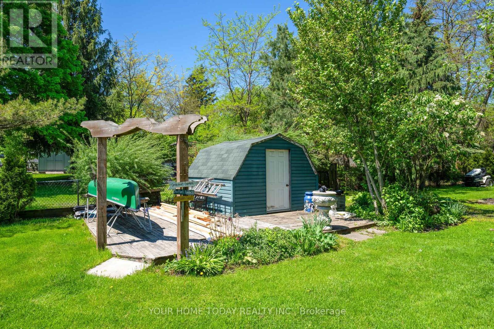 70 Maple Avenue, Halton Hills (Georgetown), Ontario  L7G 1X7 - Photo 44 - W13213998