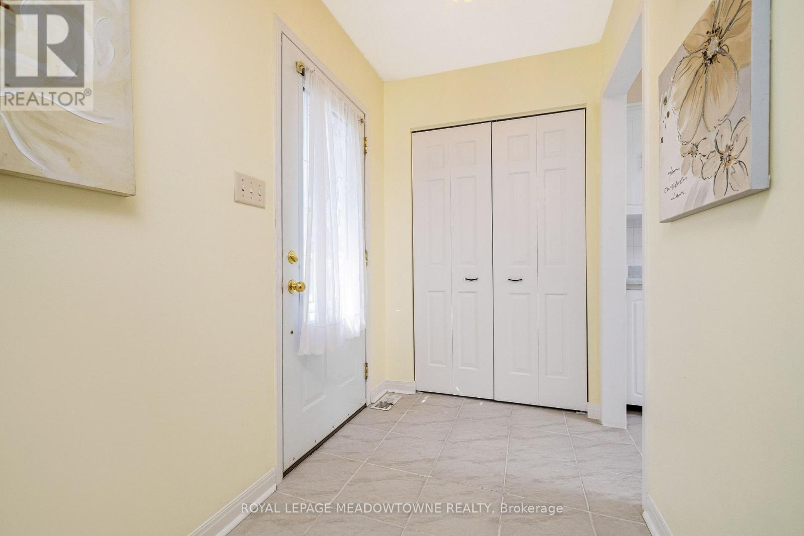 101 King Street, Halton Hills (Georgetown), Ontario  L7G 2G8 - Photo 5 - W13214508