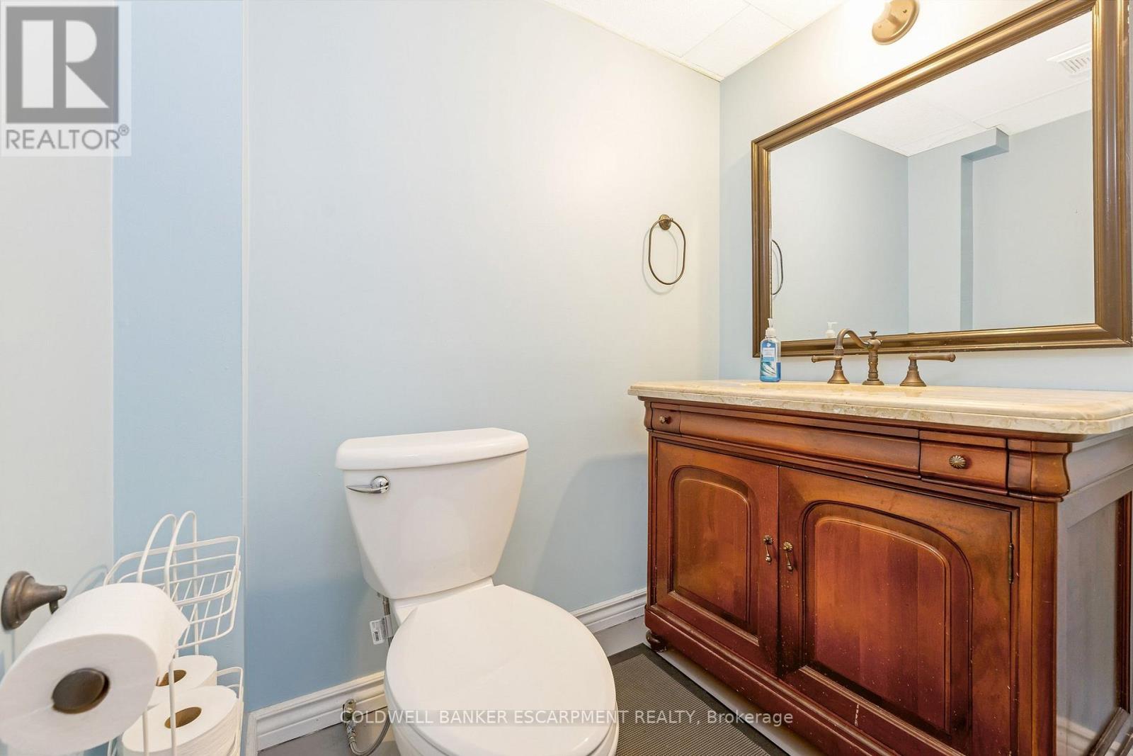 40 Danville Avenue, Halton Hills (Ac Acton), Ontario  L7J 2W5 - Photo 23 - W13212086
