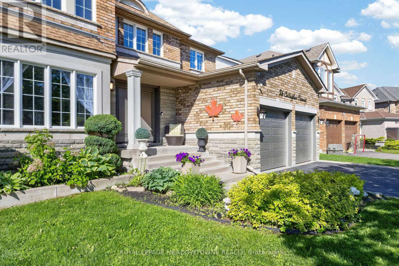 26 Callaghan Crescent, Halton Hills (Georgetown), Ontario  L7G 6A6 - Photo 4 - W13216340