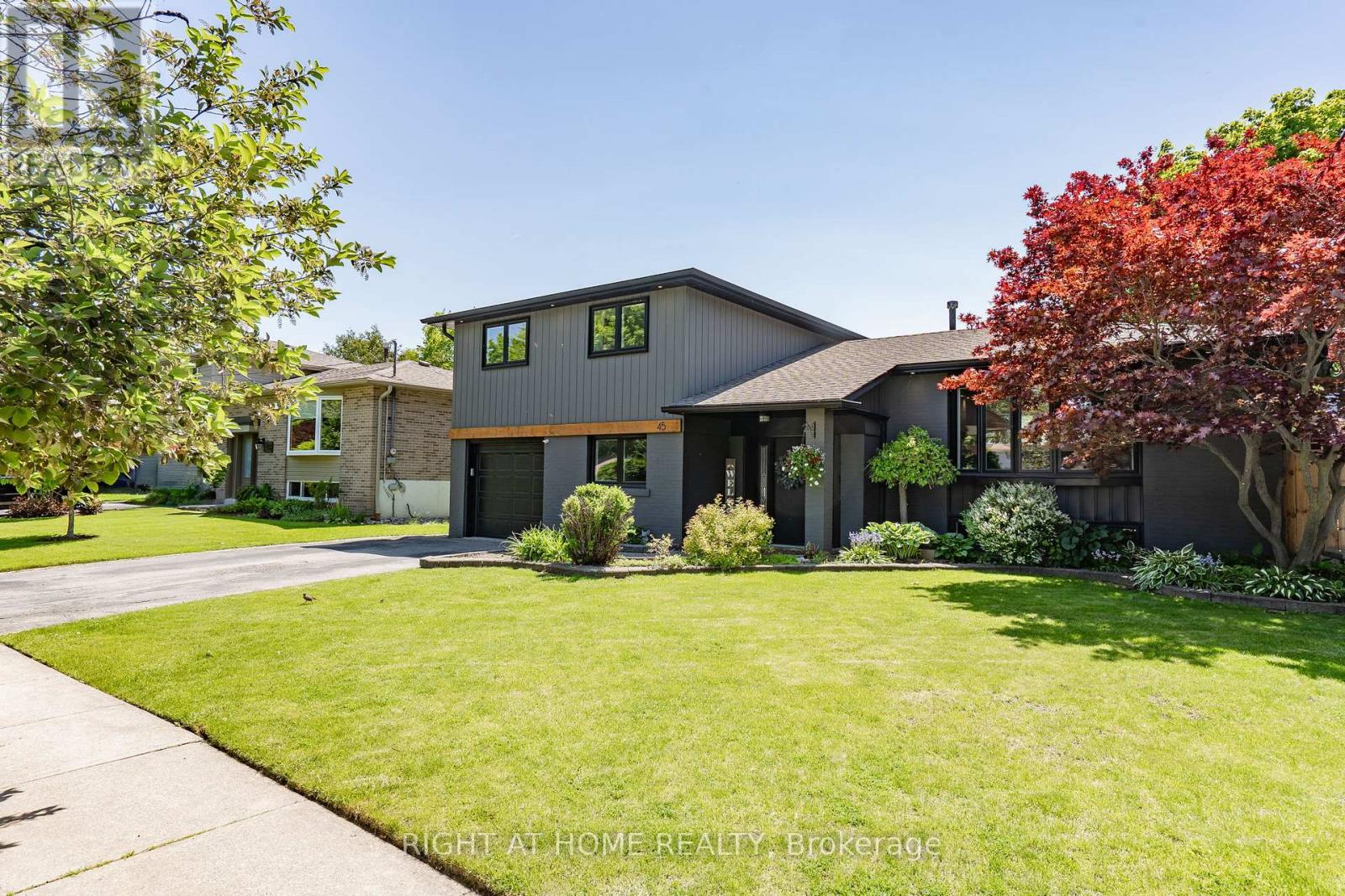 45 Irwin Crescent, Halton Hills (Georgetown), Ontario  L7G 1E7 - Photo 3 - W13220022