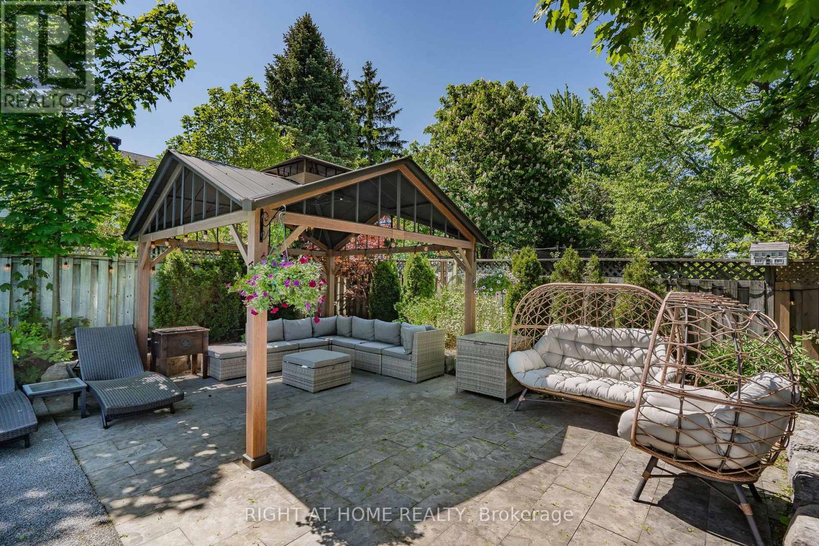 45 Irwin Crescent, Halton Hills (Georgetown), Ontario  L7G 1E7 - Photo 35 - W13220022