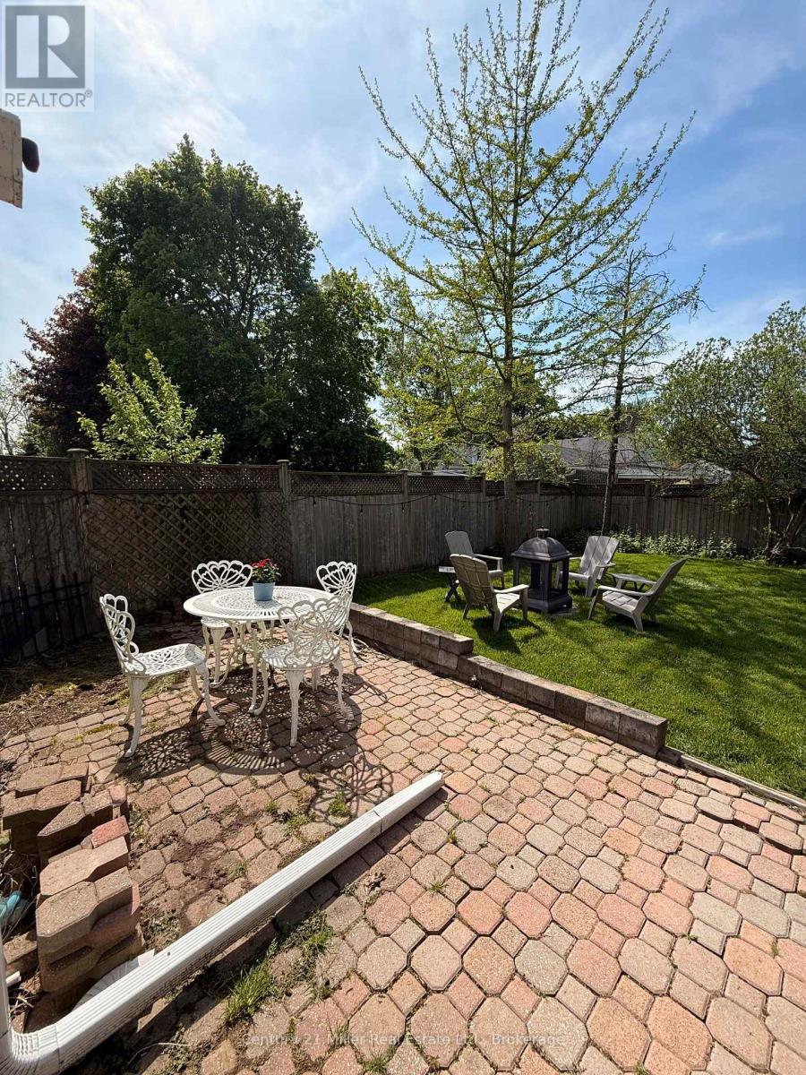 281 Peel Street, Halton Hills (Ac Acton), Ontario  L7J 1M7 - Photo 39 - W13221168