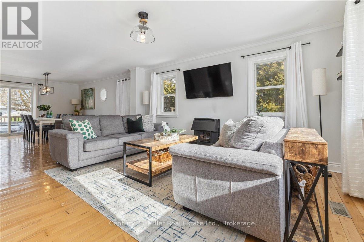 281 Peel Street, Halton Hills (Ac Acton), Ontario  L7J 1M7 - Photo 6 - W13221168