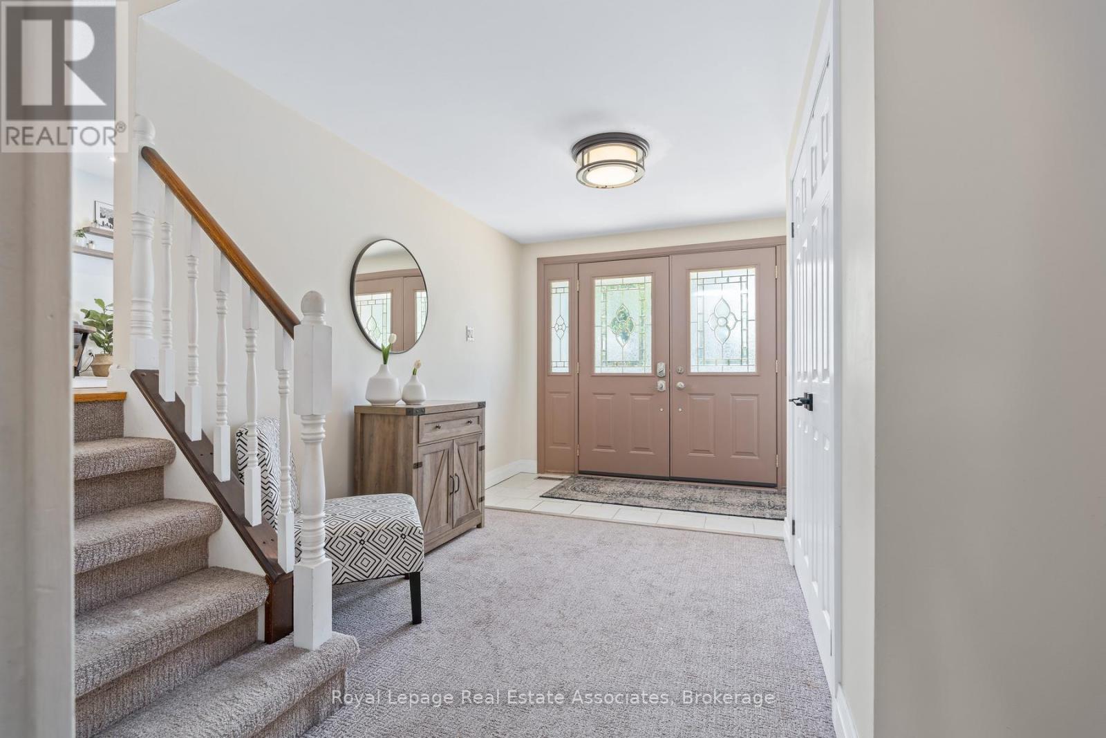 26 Marilyn Crescent, Halton Hills (Georgetown), Ontario  L7G 1K4 - Photo 5 - W13221248