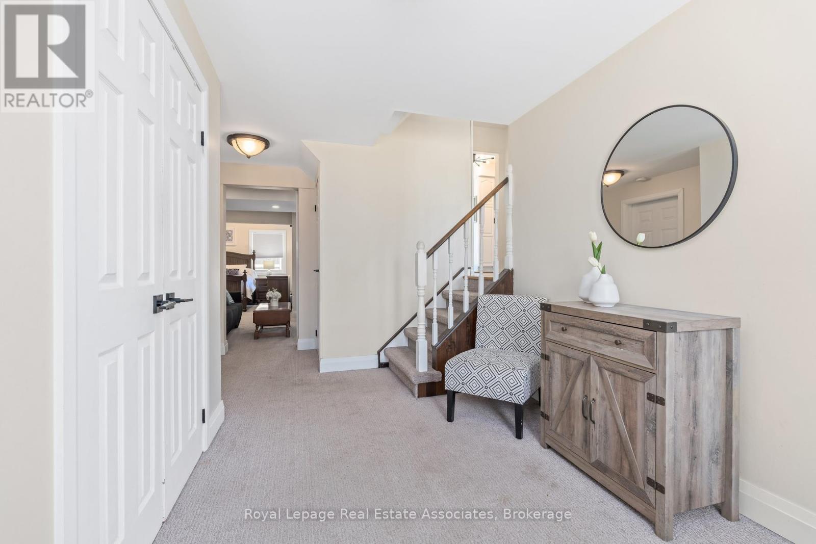 26 Marilyn Crescent, Halton Hills (Georgetown), Ontario  L7G 1K4 - Photo 6 - W13221248