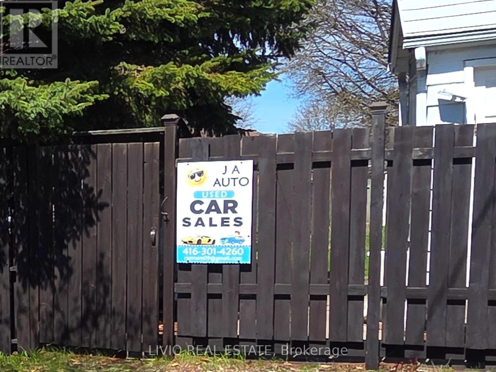 Unit# 2 - 323 Queen Street, Halton Hills (Ac Acton), Ontario  L7J 1R1 - Photo 1 - W13222768