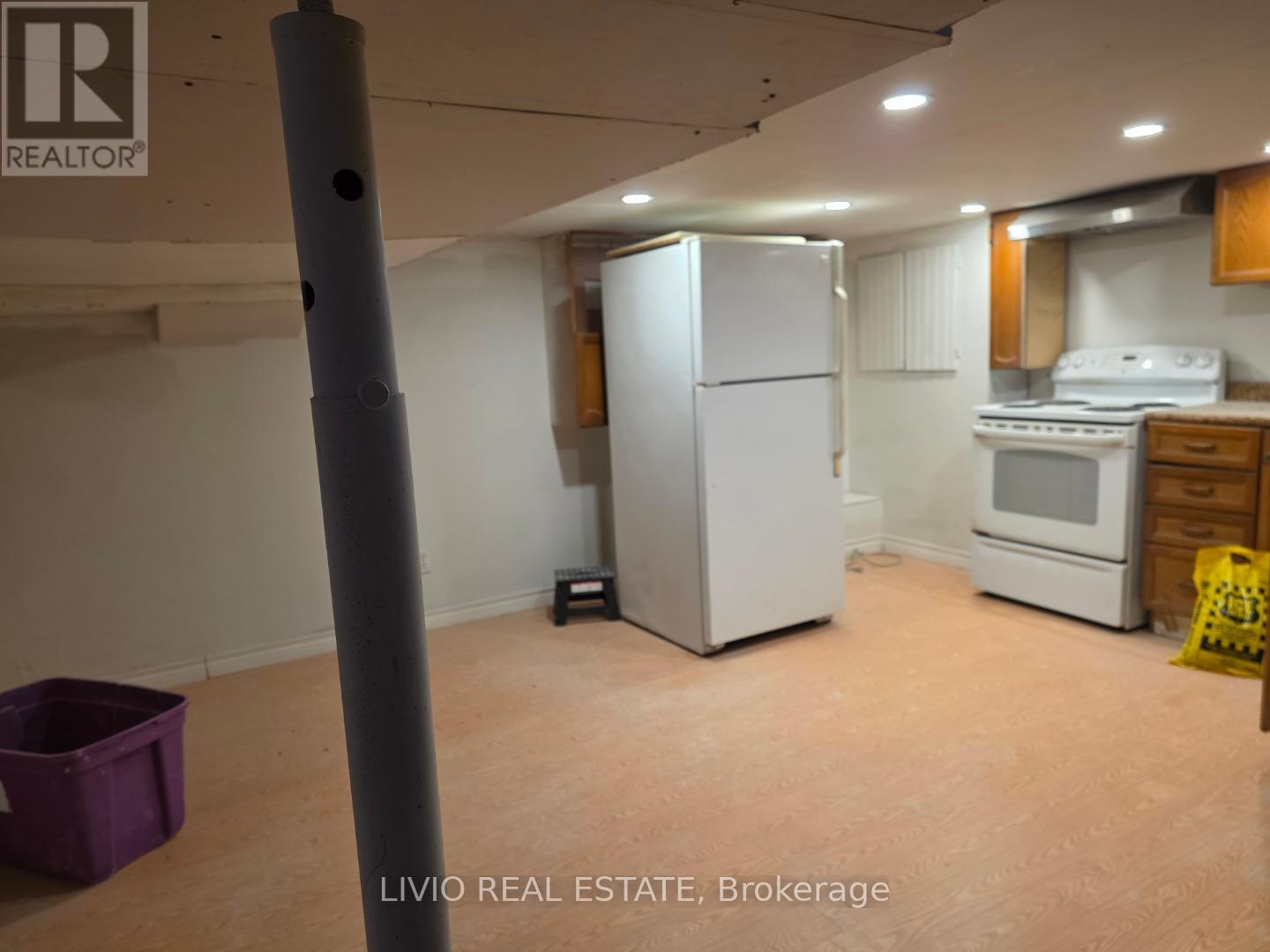 Unit# 2 - 323 Queen Street, Halton Hills (Ac Acton), Ontario  L7J 1R1 - Photo 6 - W13222768