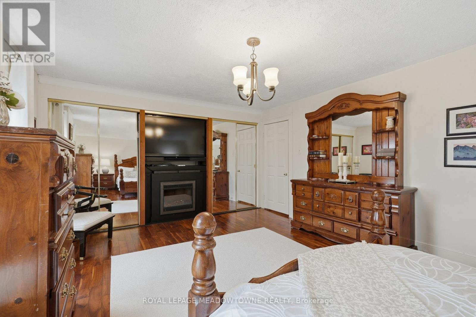 152 Confederation Street, Halton Hills (Glen Williams), Ontario  L7G 4S8 - Photo 35 - W13222792