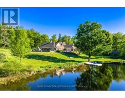 <div class="price">$6,950,000</div> 14249 Tenth Line, Halton Hills (Rural Halton Hills)<br><div style="margin-bottom:8px;"><small>Royal LePage Meadowtowne Realty</small></div><div class='bed_bath'>4 Bed | 6 Bath</div>