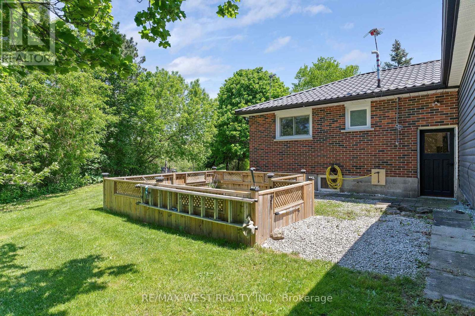 16731 Leslie Hill Road, Halton Hills (Rural Halton Hills), Ontario  L0P 1N0 - Photo 39 - W13225298