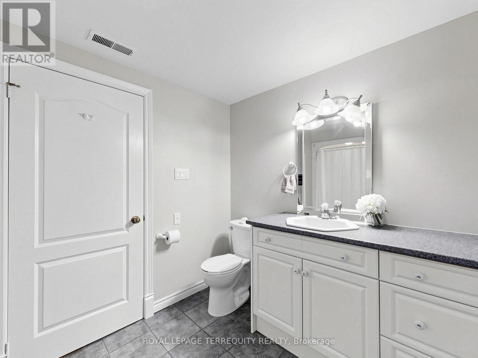 19 Johnson Crescent, Halton Hills (Georgetown), Ontario  L7G 6C9 - Photo 41 - W13230270