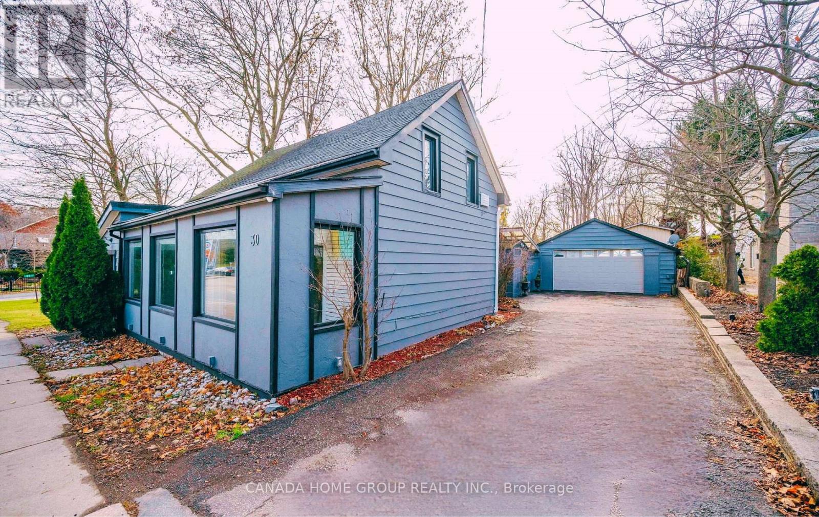 30 Main Street N, Milton (Campbellville), Ontario  L0P 1B0 - Photo 15 - W13232308