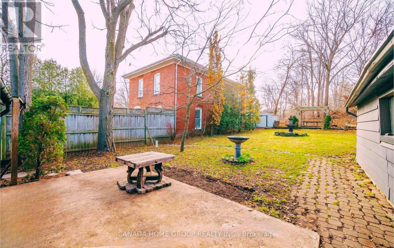 30 Main Street N, Milton (Campbellville), Ontario  L0P 1B0 - Photo 16 - W13232308