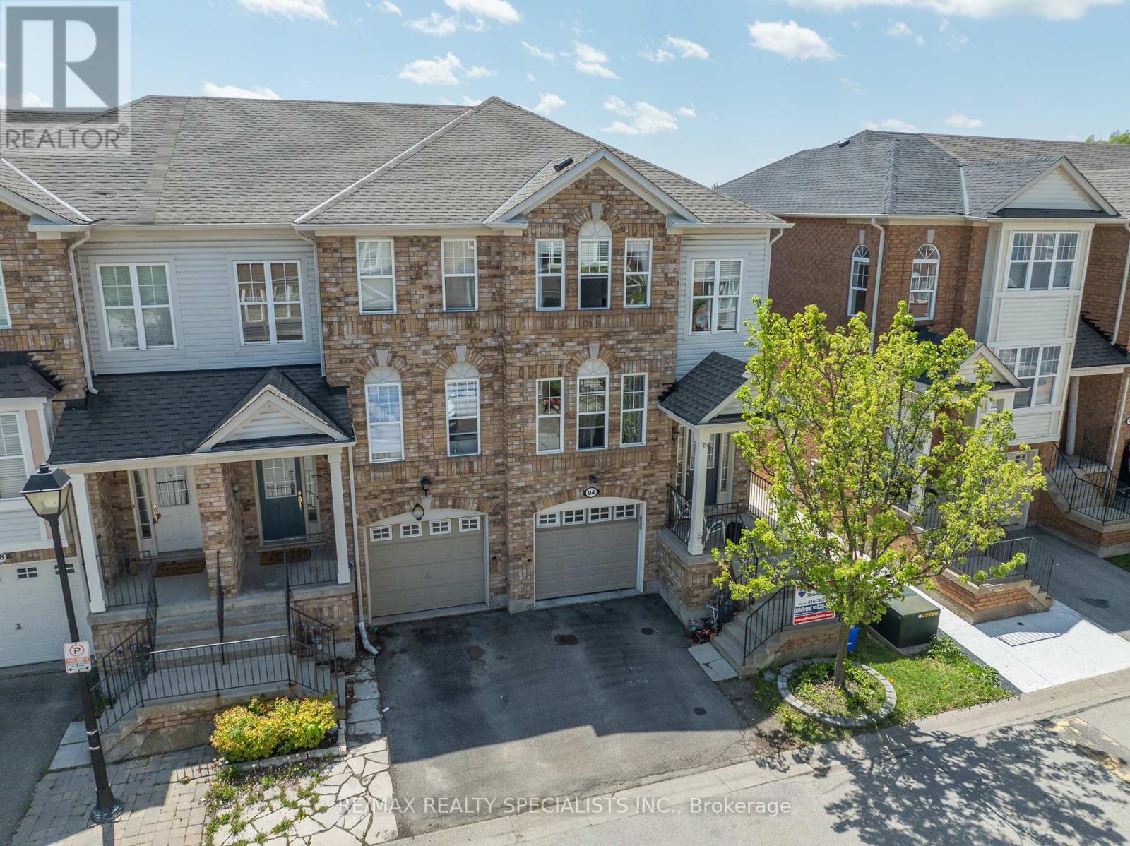 94 Seedhouse Lane, Halton Hills (Georgetown), Ontario  L7G 6K3 - Photo 1 - W13233526