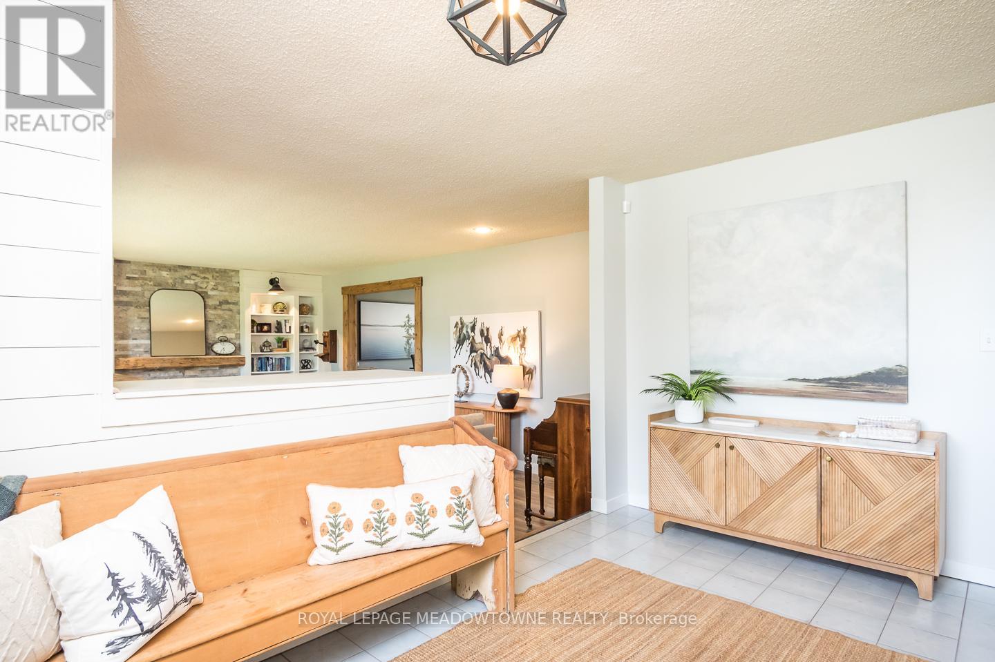 11276 Amos Drive, Milton (Brookville/haltonville), Ontario  L0P 1B0 - Photo 4 - W13234522