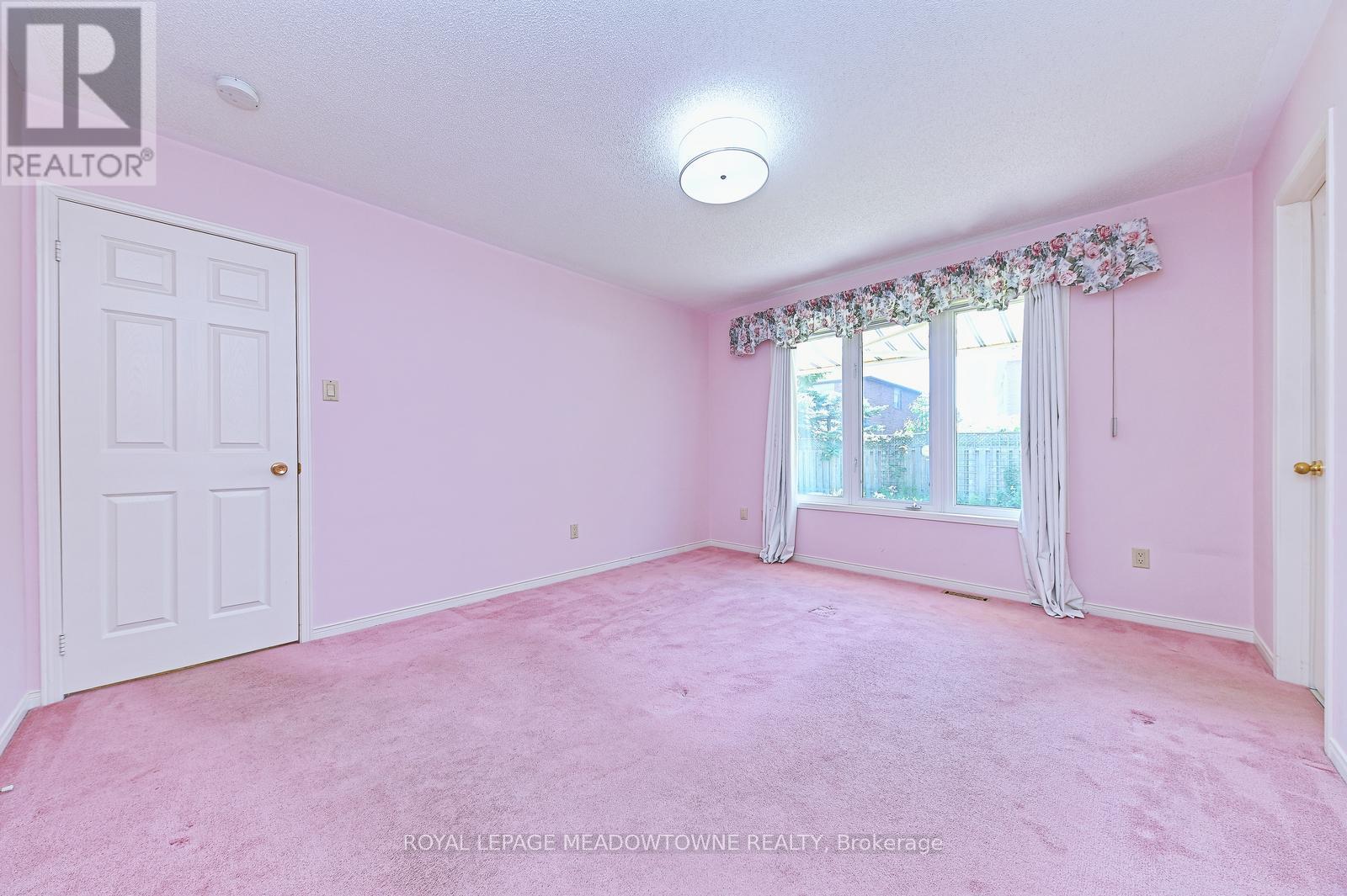 16 Harrop Avenue, Halton Hills (Georgetown), Ontario  L7G 5R2 - Photo 25 - W13240292