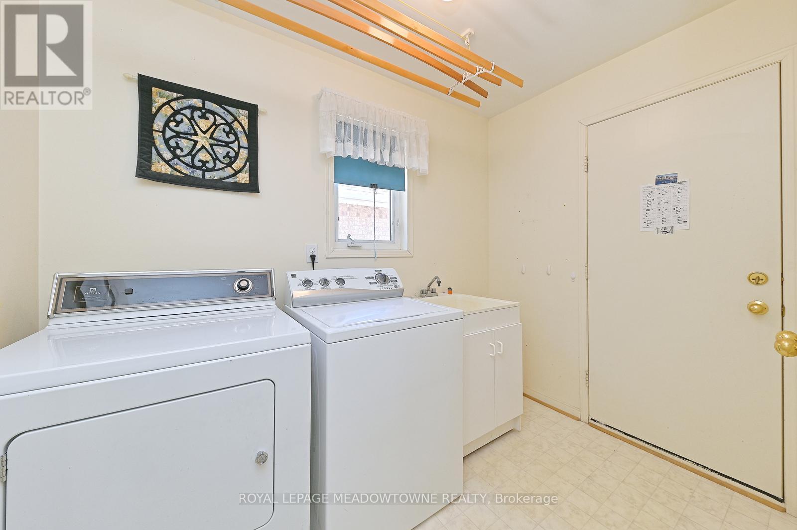 16 Harrop Avenue, Halton Hills (Georgetown), Ontario  L7G 5R2 - Photo 28 - W13240292