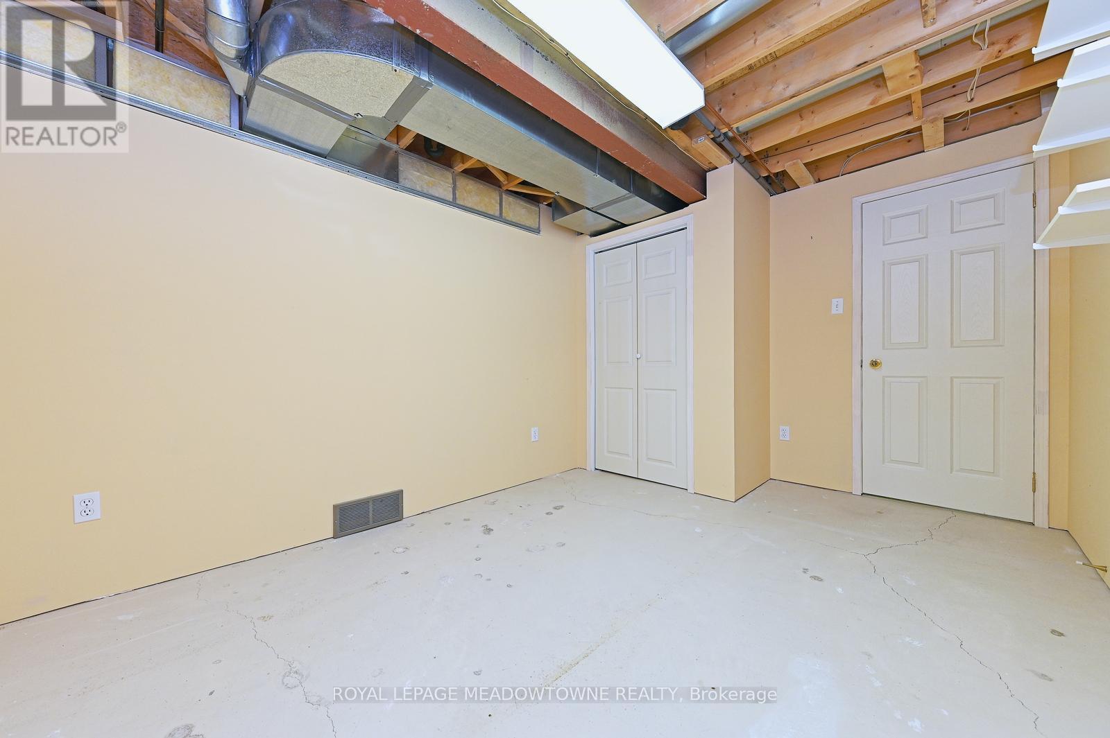 16 Harrop Avenue, Halton Hills (Georgetown), Ontario  L7G 5R2 - Photo 33 - W13240292