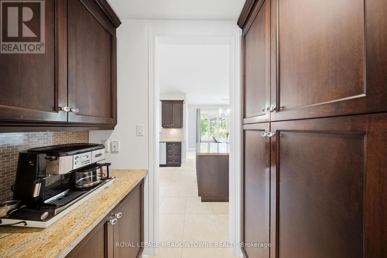 298 Eaton Street, Halton Hills (Georgetown), Ontario  L7G 6N7 - Photo 13 - W13241176