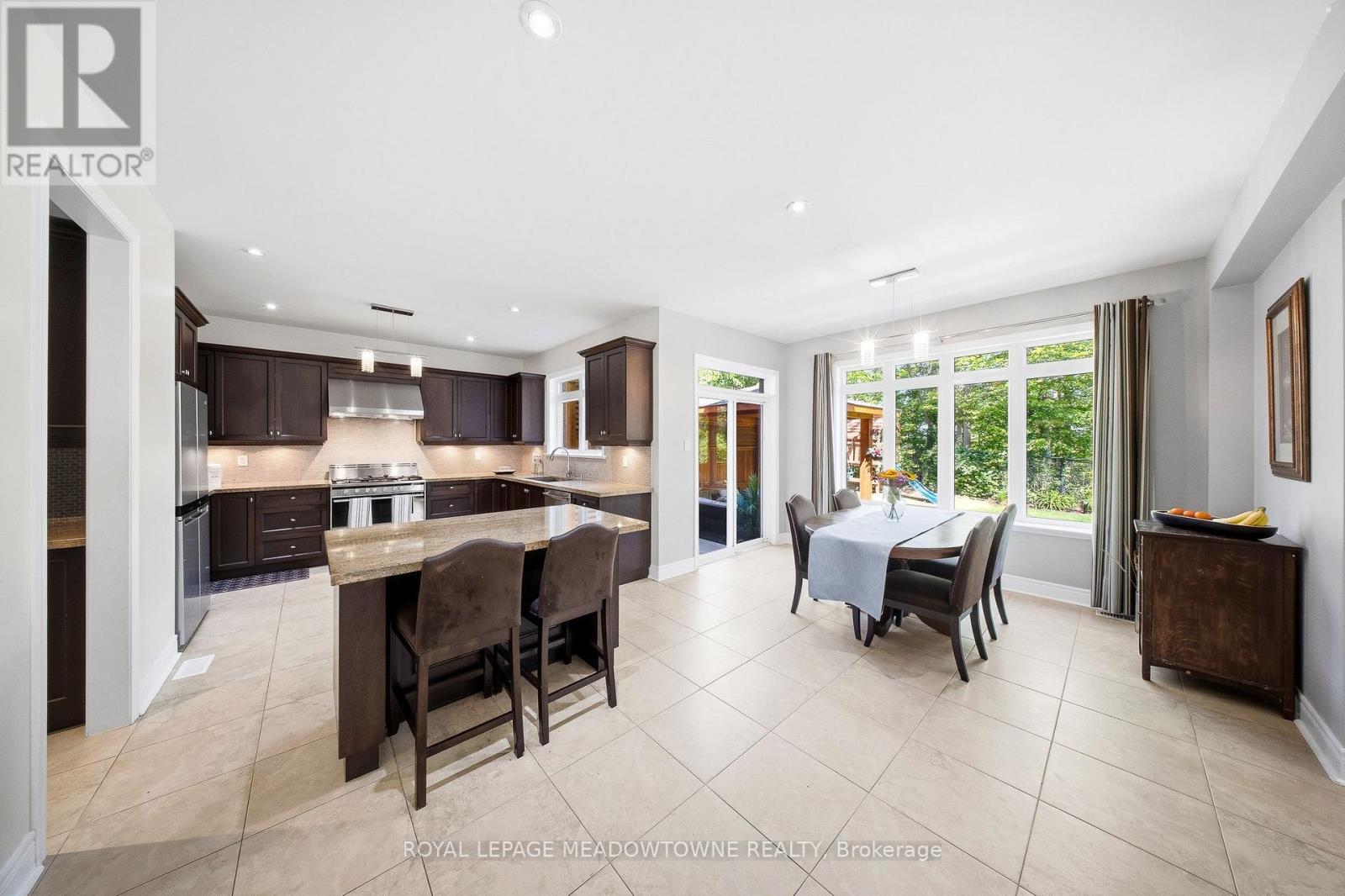 298 Eaton Street, Halton Hills (Georgetown), Ontario  L7G 6N7 - Photo 18 - W13241176