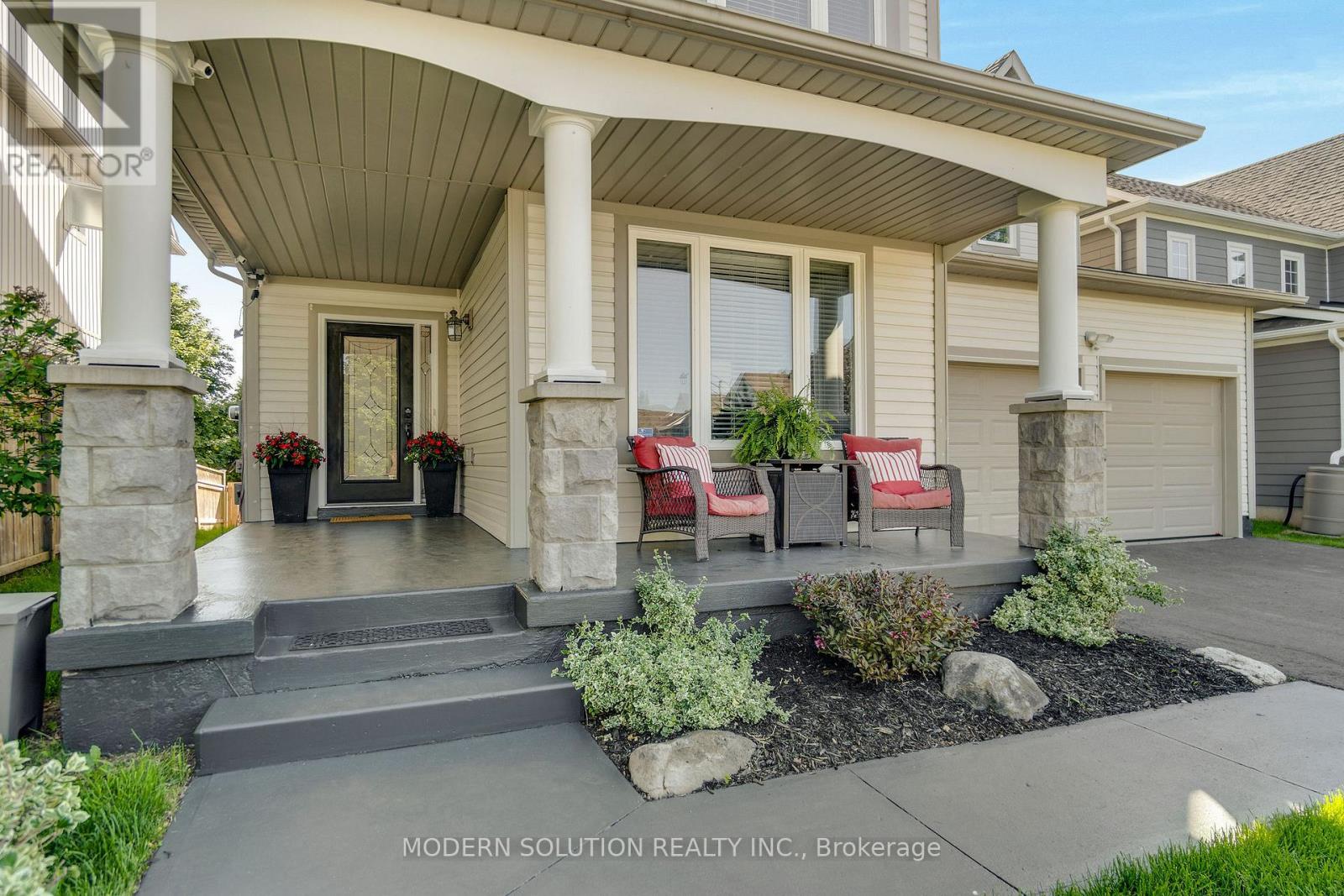 54 Somerville Road, Halton Hills (Ac Acton), Ontario  L7J 2Z9 - Photo 6 - W13241594