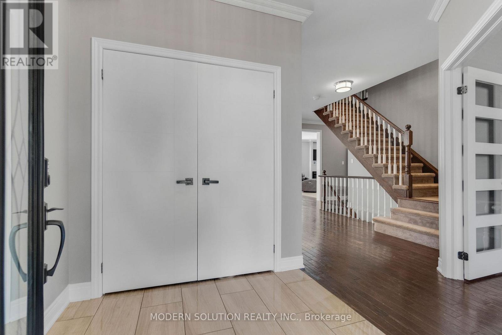 54 Somerville Road, Halton Hills (Ac Acton), Ontario  L7J 2Z9 - Photo 7 - W13241594