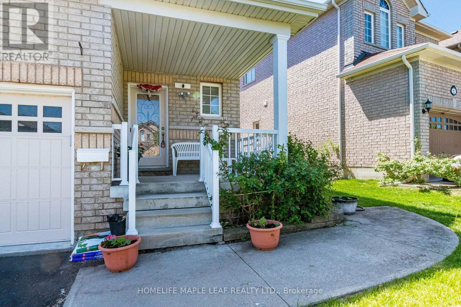 73 Meadowlark Drive, Halton Hills (Georgetown), Ontario  L7G 6N6 - Photo 3 - W13247164