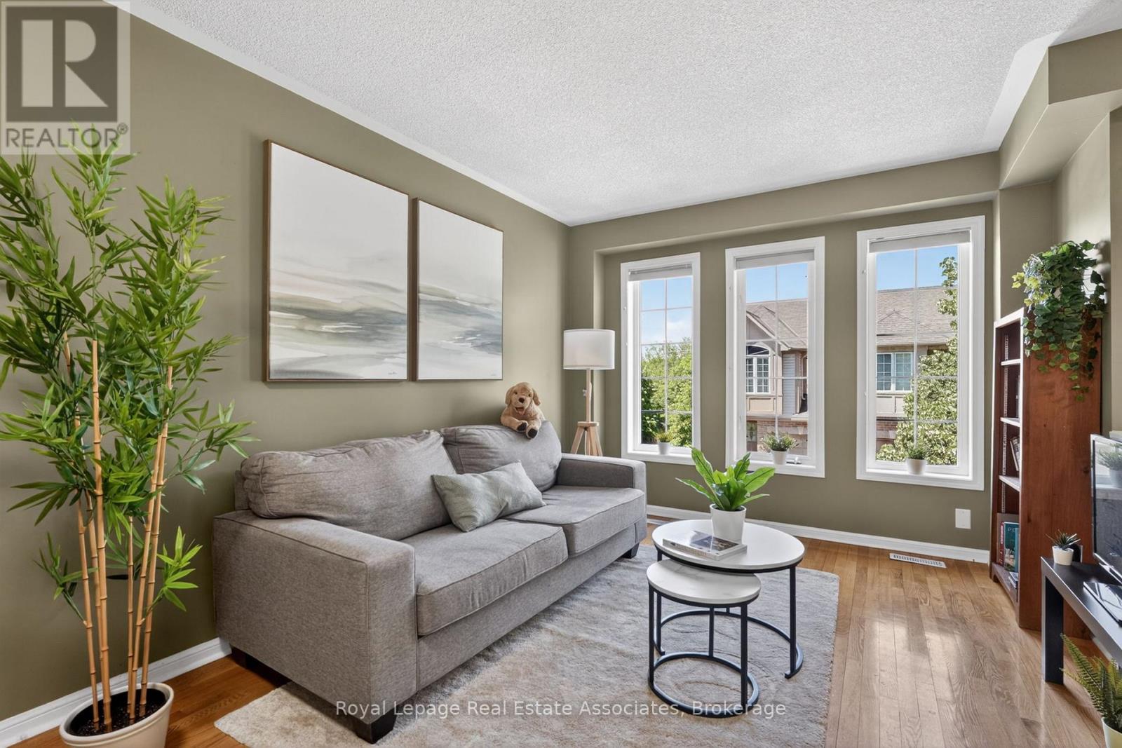 18 - 36 Palomino Trail, Halton Hills (Georgetown), Ontario  L7G 6E9 - Photo 6 - W13245778
