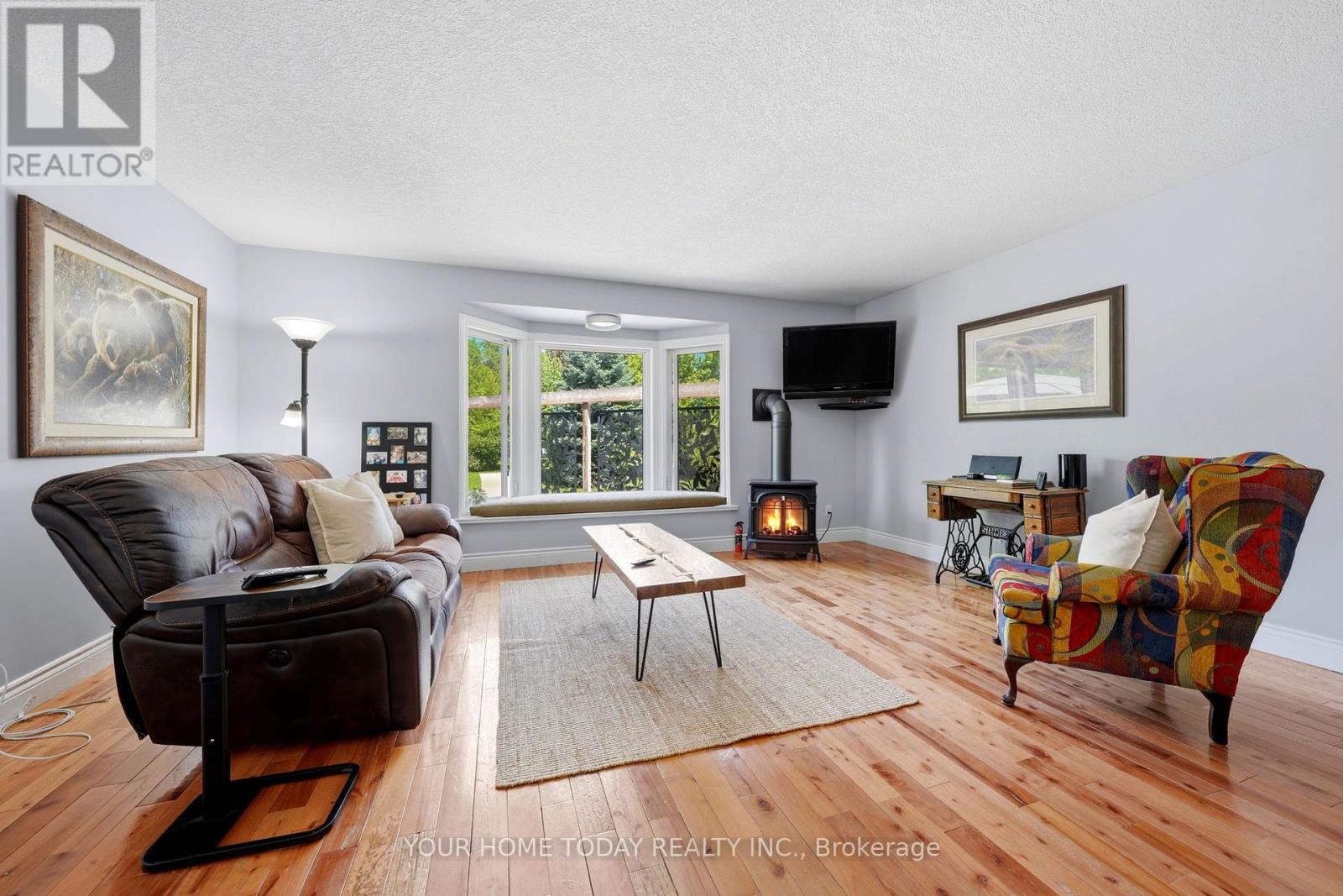 70 Maple Avenue, Halton Hills (Georgetown), Ontario  L7G 1X7 - Photo 13 - W13249728