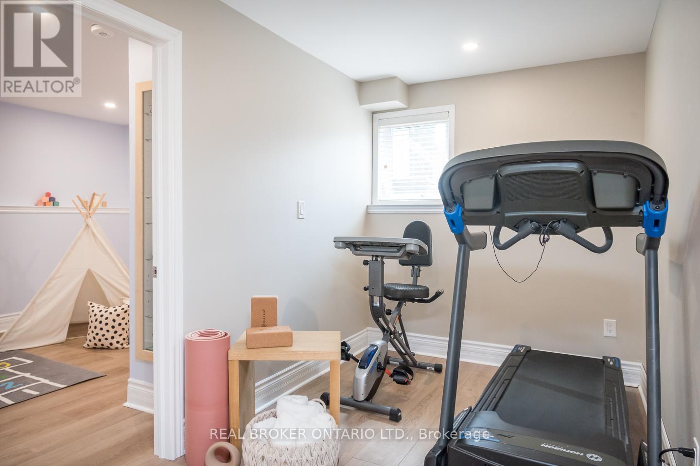 12 Kingsley Road, Halton Hills (Ac Acton), Ontario  L7J 2Z5 - Photo 38 - W13410042