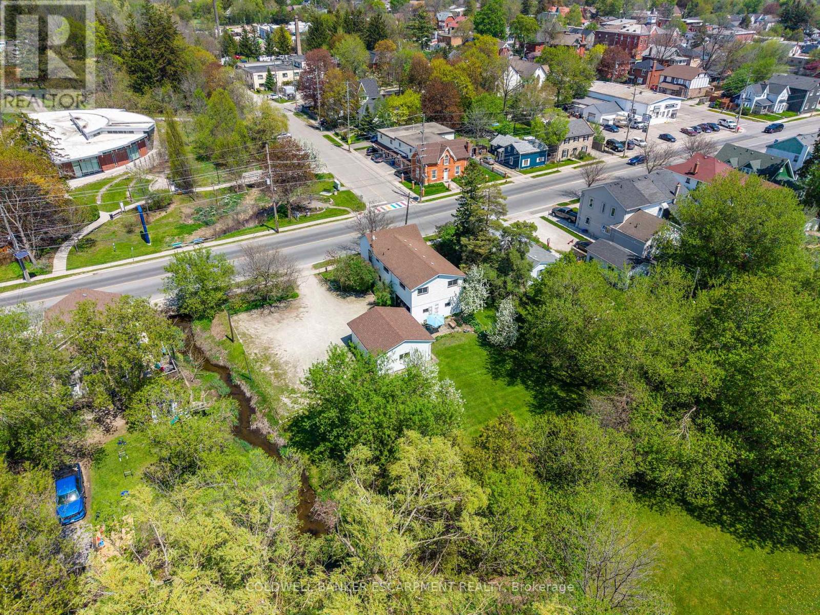 76 Main Street N, Halton Hills (Ac Acton), Ontario  L7J 1W2 - Photo 13 - W13410234
