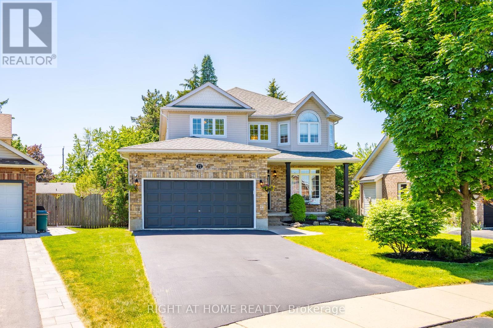 72 Beardmore Crescent, Halton Hills (Ac Acton), Ontario  L7J 2Z1 - Photo 1 - W13414456