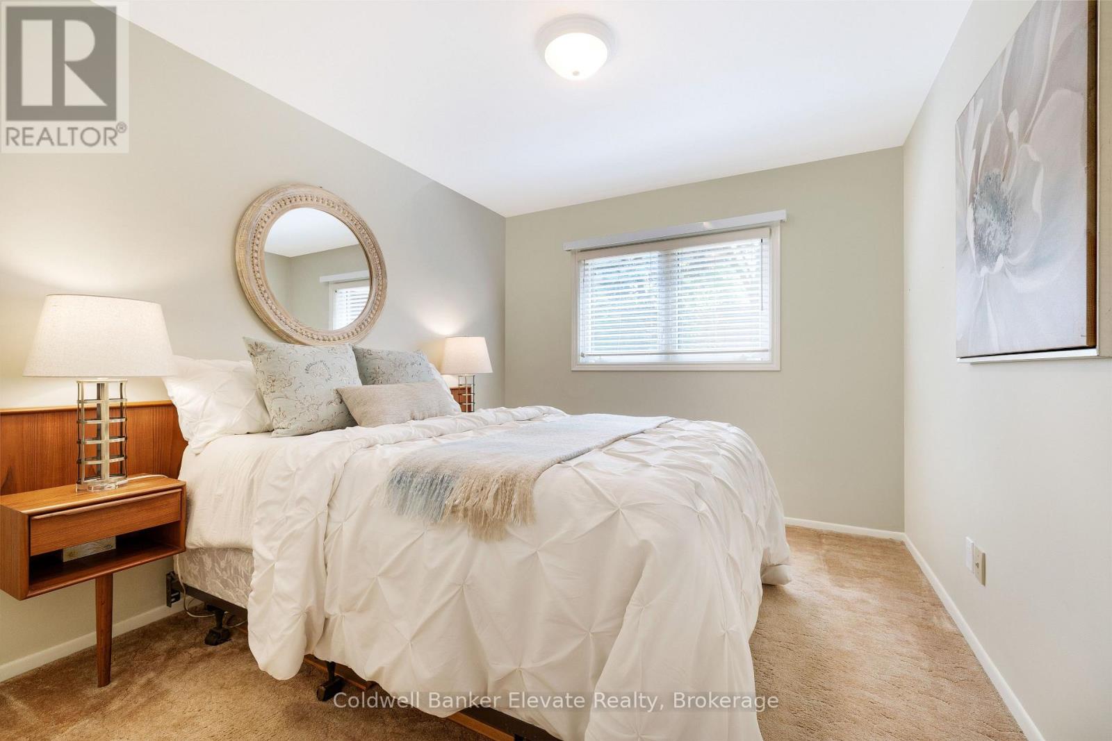 6 Metcalfe Court, Halton Hills (Georgetown), Ontario  L7G 4N6 - Photo 25 - W13415166