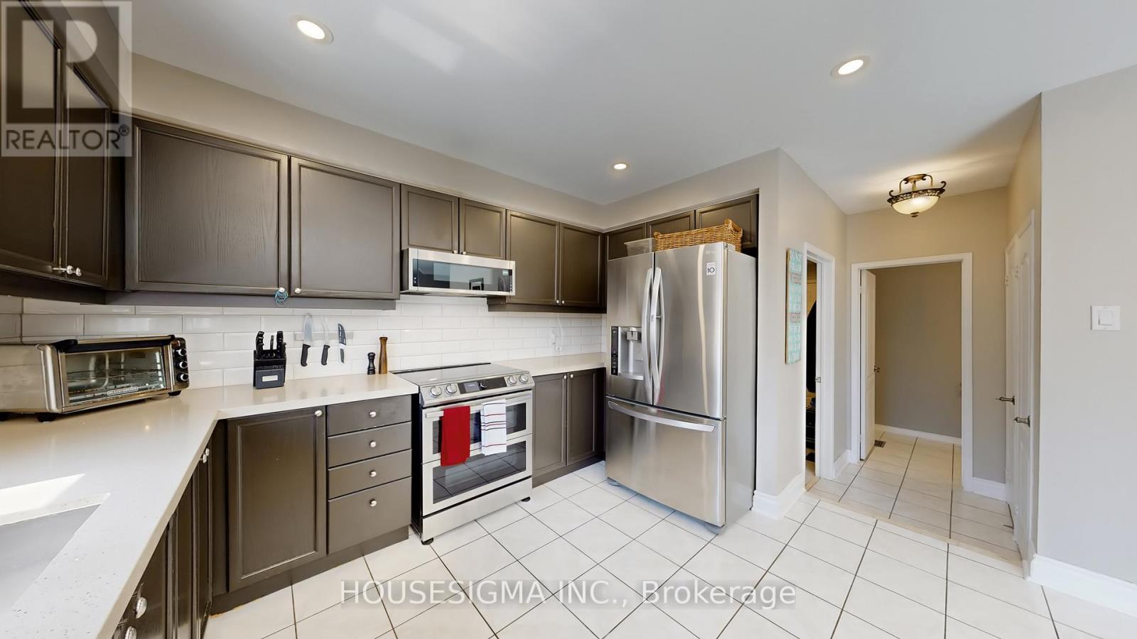 32 Willoughby Way, Halton Hills (Georgetown), Ontario  L7G 6C4 - Photo 12 - W13415228