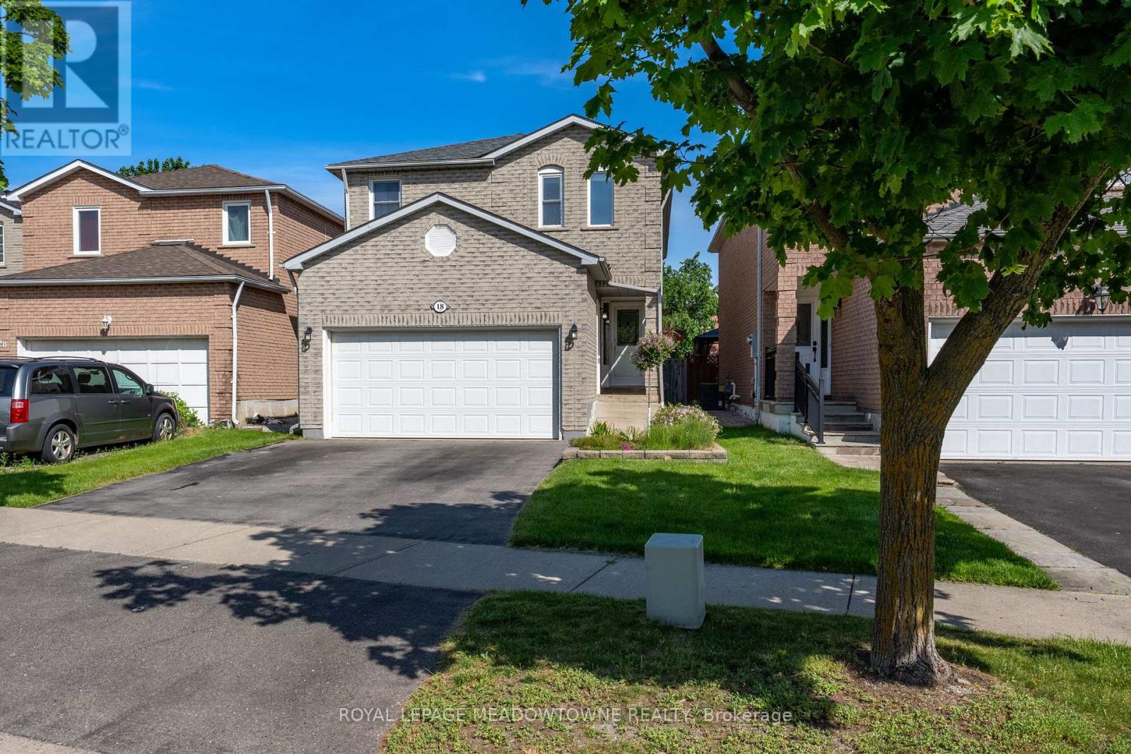 18 Mckinnon Avenue, Halton Hills (Georgetown), Ontario  L7G 5H5 - Photo 1 - W13418472