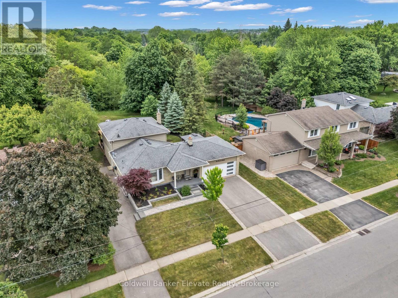 180 Rexway Drive, Halton Hills (Georgetown), Ontario  L7G 1S3 - Photo 3 - W13418738