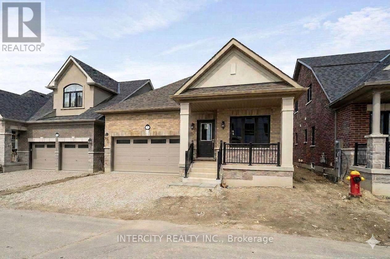 3 Ruby Lane, Halton Hills (Georgetown), Ontario  L7G 0H6 - Photo 1 - W13419300